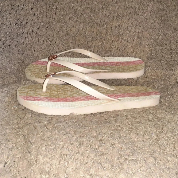 MICHAEL KORS-Flip Flops/Thongs Sandals-Warm Beige-Rose Gold Logo-Sz 10-Excellent - Picture 2 of 7